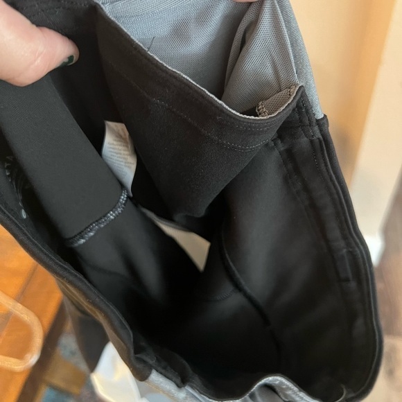 Athleta crest colorblock tight leggings - Picture 7 of 8